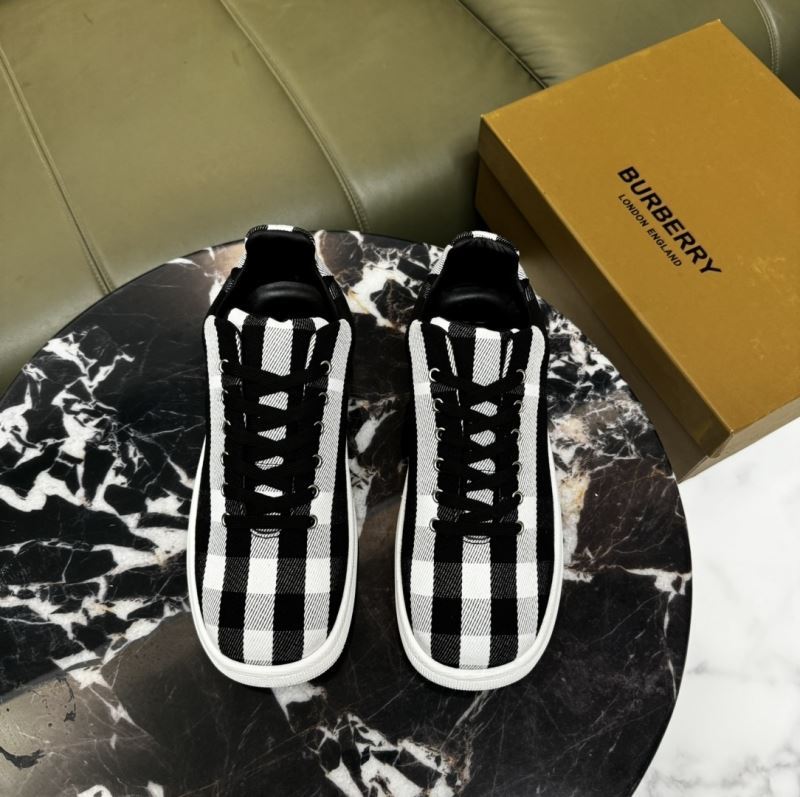 Burberry Low Shoes